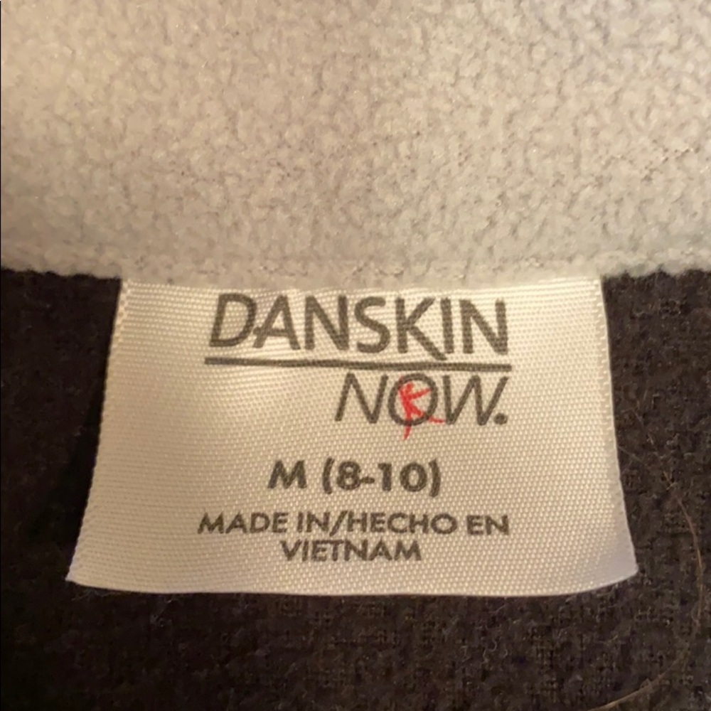 Simple black pullover - Picture 2 of 2